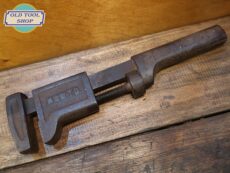 NSWTD Adjustable Pipe Wrench