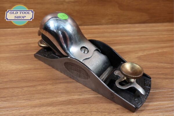 Stanley No.18 knuckle capped plane